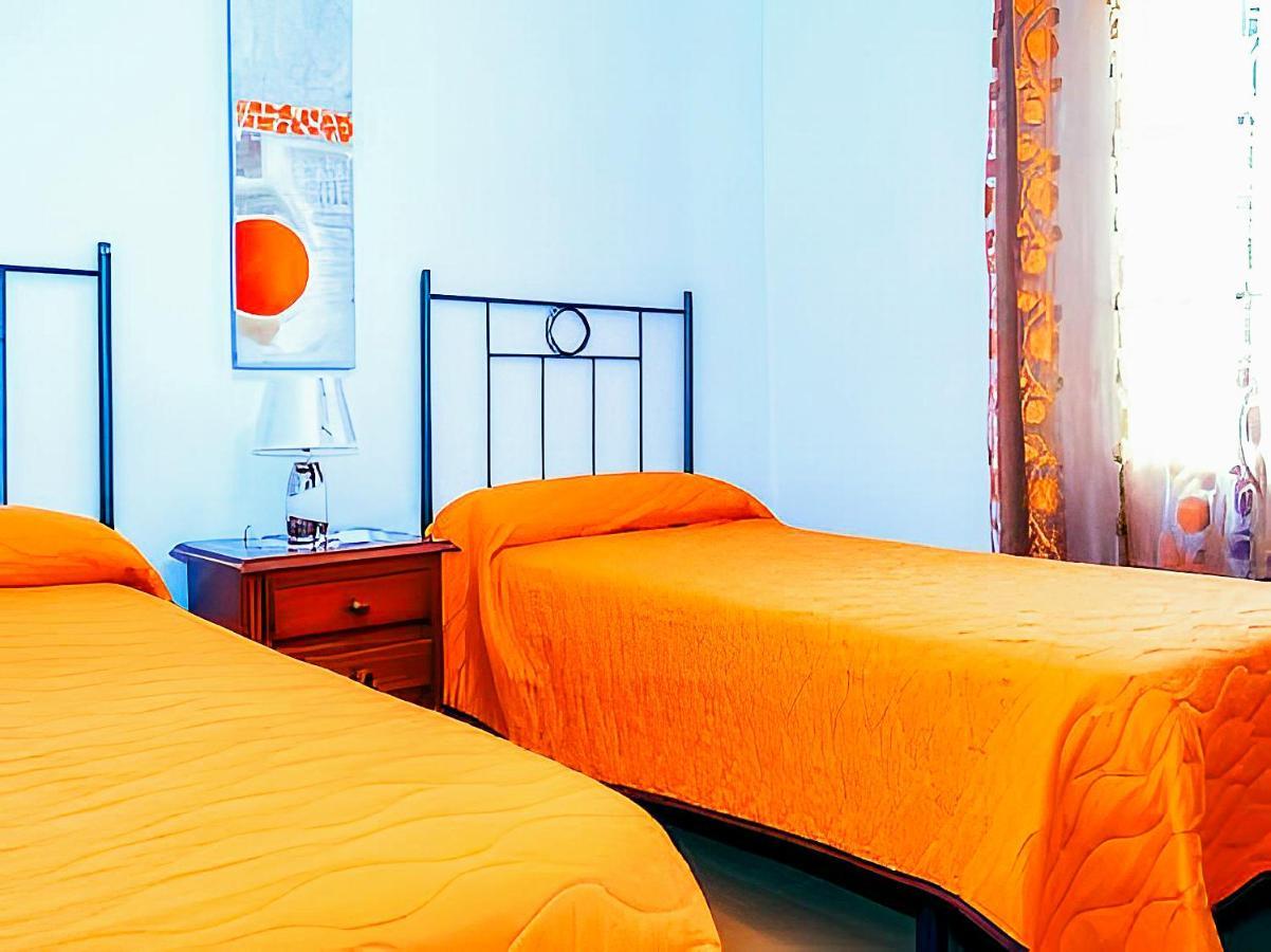 Apartamentos Garaje & Aire & Wifi & Solo Familias Y Parejas Conil De La Frontera Exteriör bild