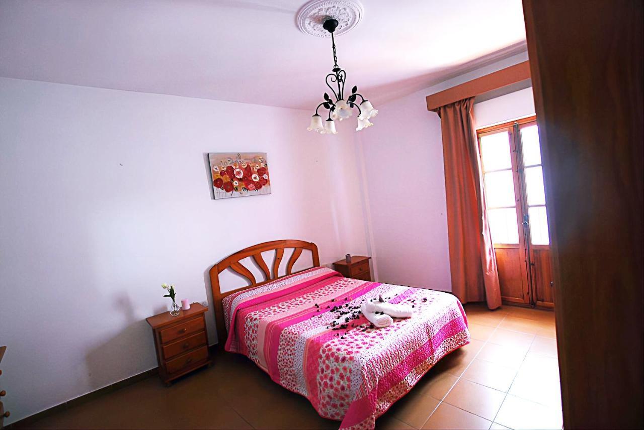 Apartamentos Garaje & Aire & Wifi & Solo Familias Y Parejas Conil De La Frontera Exteriör bild