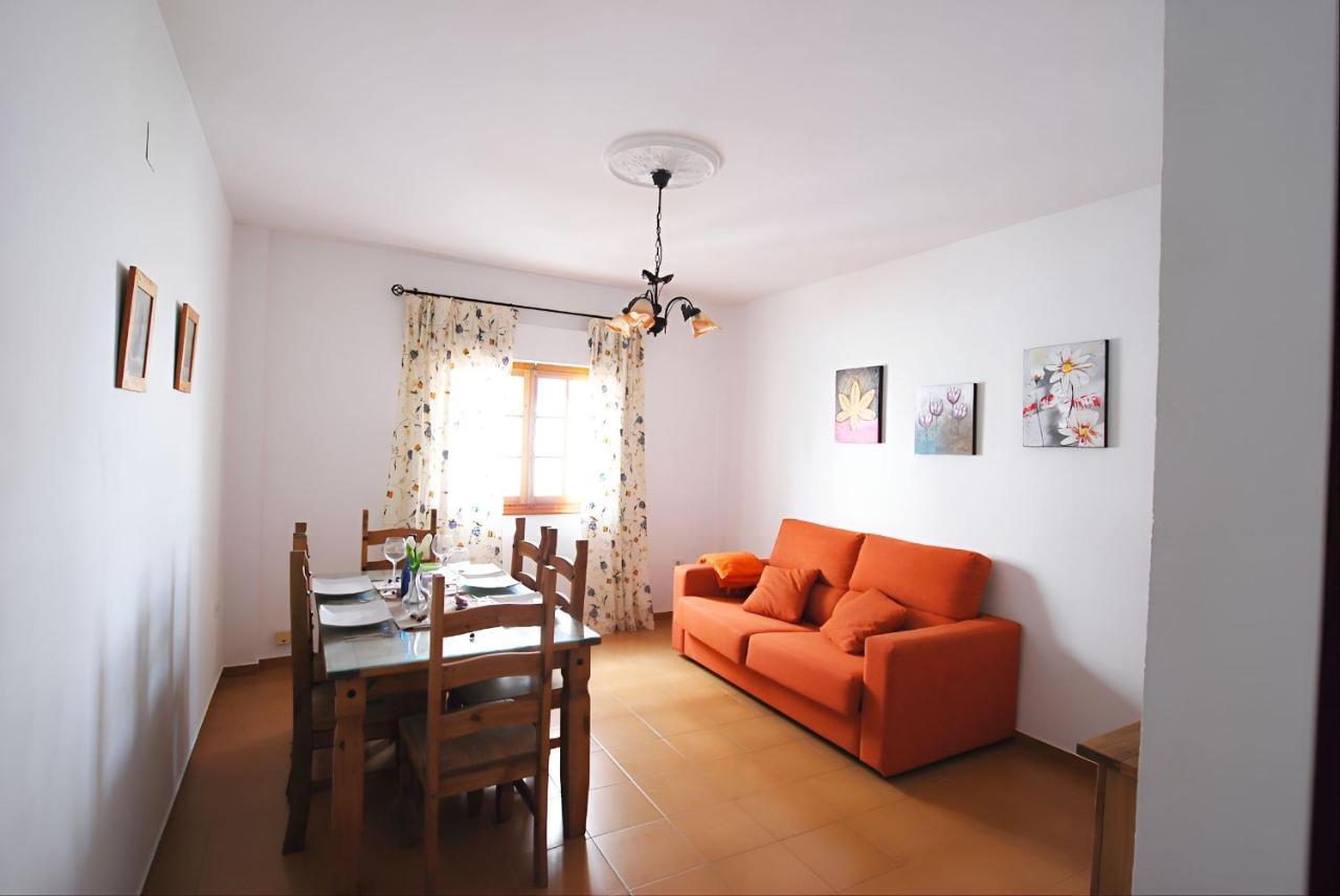 Apartamentos Garaje & Aire & Wifi & Solo Familias Y Parejas Conil De La Frontera Exteriör bild