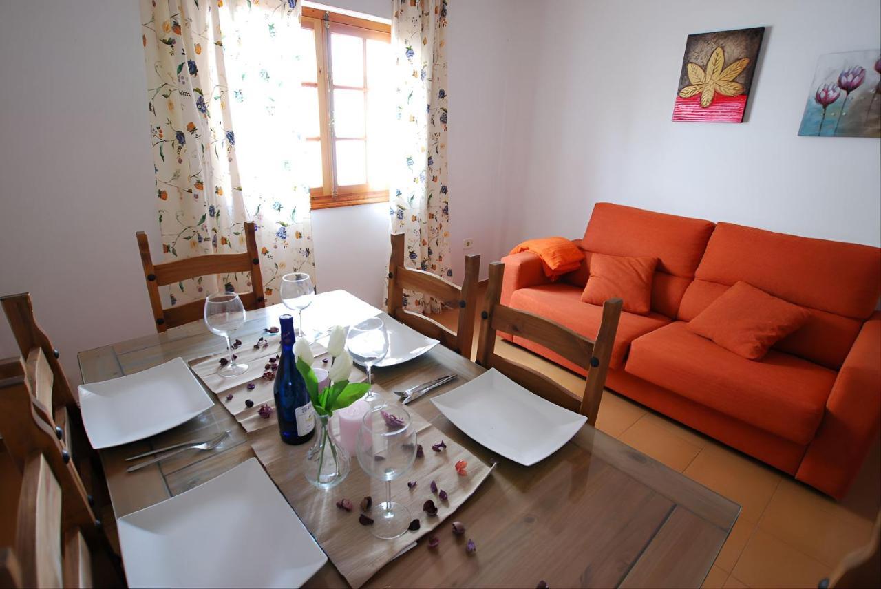 Apartamentos Garaje & Aire & Wifi & Solo Familias Y Parejas Conil De La Frontera Exteriör bild