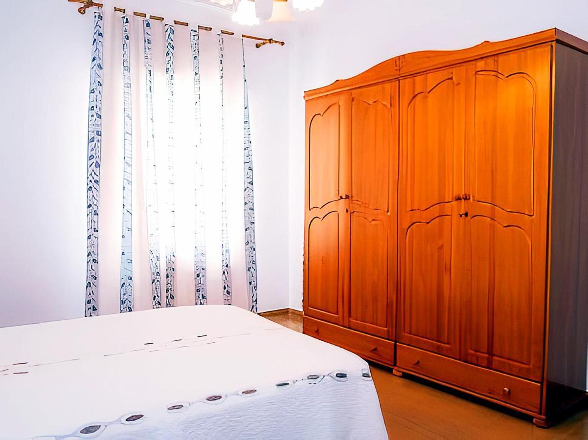 Apartamentos Garaje & Aire & Wifi & Solo Familias Y Parejas Conil De La Frontera Exteriör bild