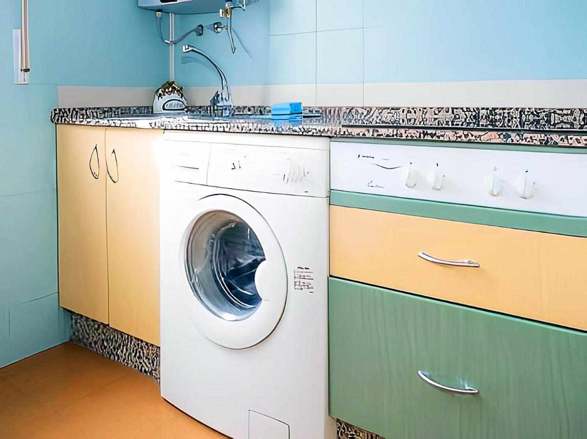 Apartamentos Garaje & Aire & Wifi & Solo Familias Y Parejas Conil De La Frontera Exteriör bild